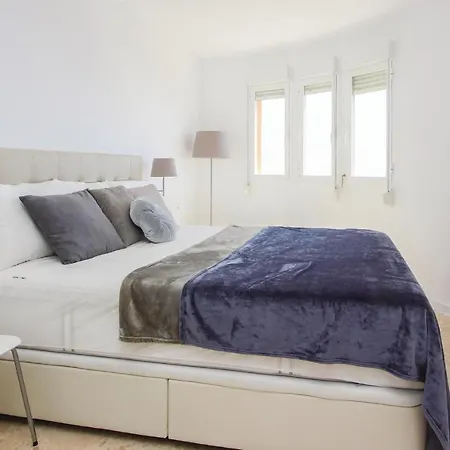 Sunny In Apartment Marbella