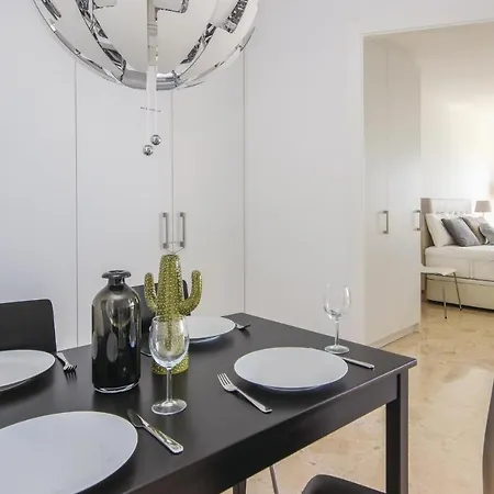 Sunny In マルベーリャ